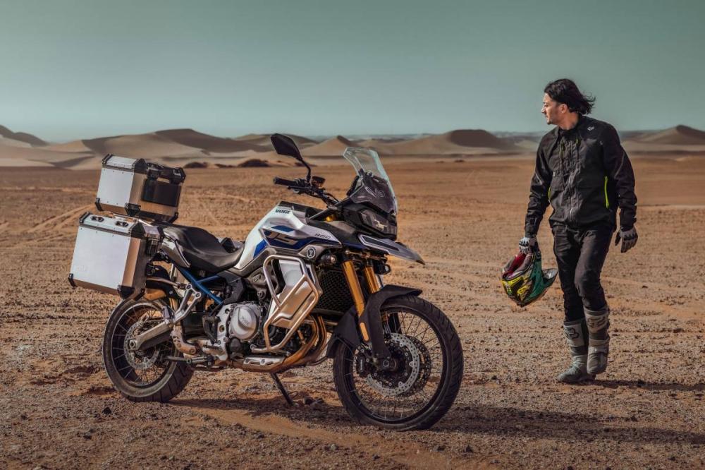 moto désert