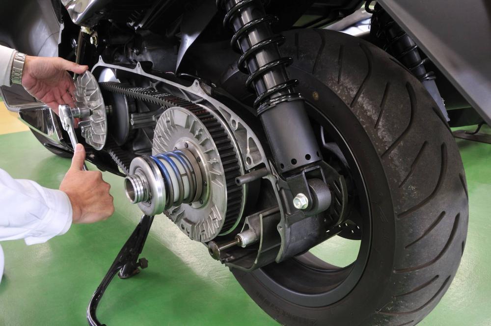 serrage chaine moto